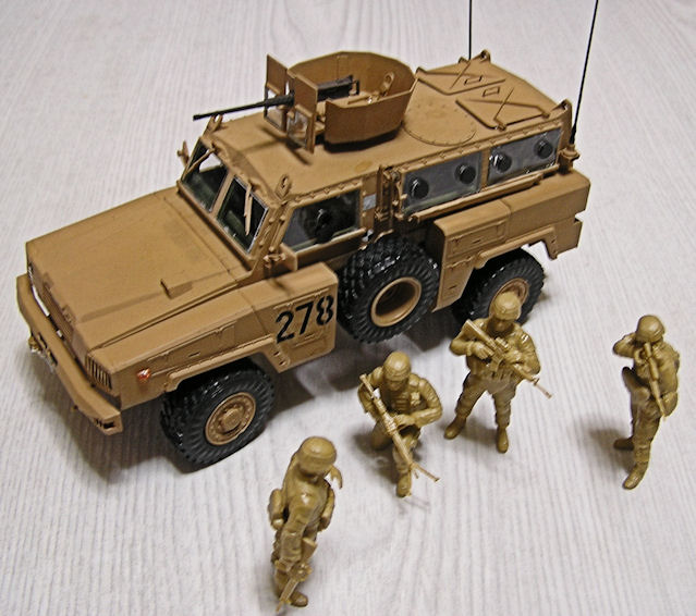 1/35 カナダ陸軍 RG-31 Mk.3 ニアラ 装輪兵員輸送車 RWS 遠隔式