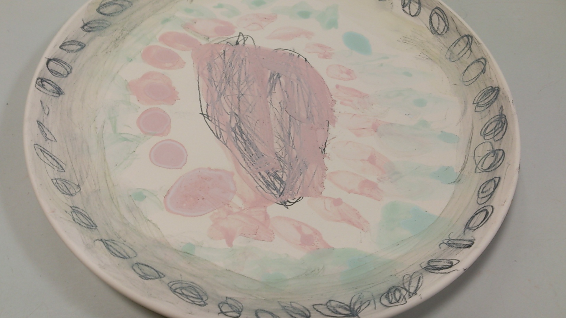 京焼・清水焼>親子で絵付け体験のお皿が届きました。仕上がりや 京焼・清水焼>親子で絵付け体験のお皿が届きました。仕上がりや