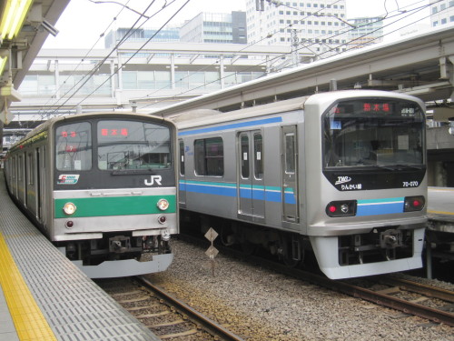 大崎駅で撮影した5系と70 000系 わさびくま日記 楽天ブログ