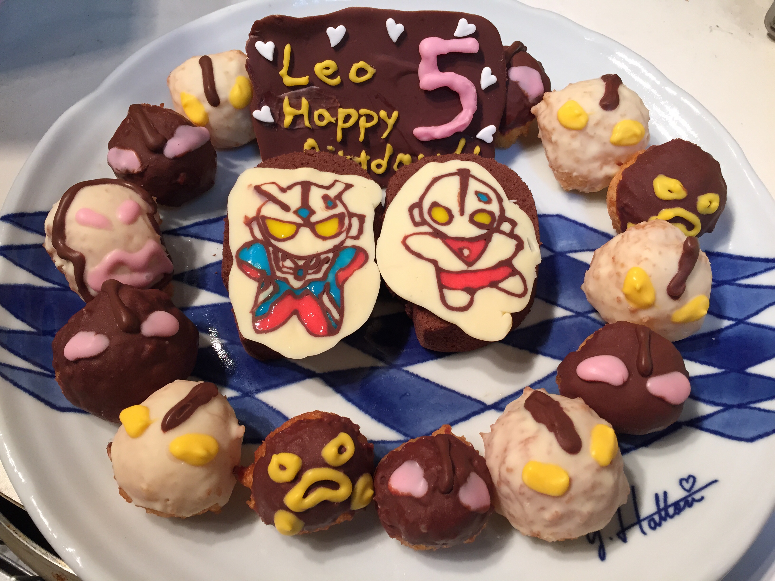 ウルトラマンバースデーケーキ ちほちほのキャラ弁 楽天ブログ