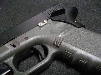 東京マルイ G17カスタム フォリッジグリーン ちょいカスタム