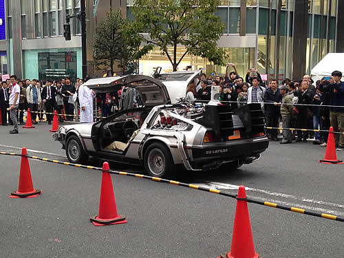 delorean02.jpg