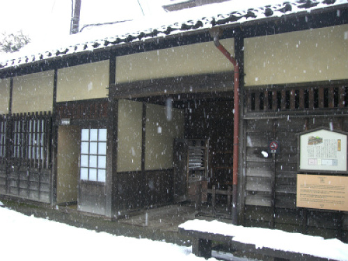 高田家馬屋