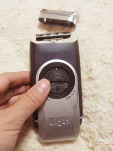旅行用におすすめの電動ひげそり「ブラウン ポケットシェーバー M-90」携帯用 021.jpg
