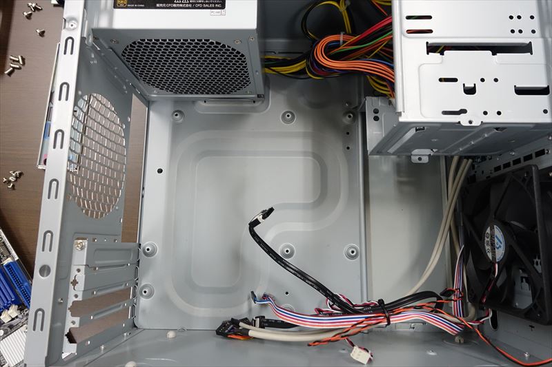 GIGABYTE GA-G41M-Combo マザーボード交換作業 | でじまみ GIGABYTE GA-G41M-Combo マザーボード交換作業 | でじまみ