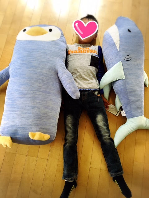 ニトリ ペンギン 抱き枕 Nクール 2016