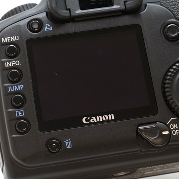 Canon EOS 5Dの欠点とされる事柄。大体このとおりです、ね。横田俊英 
