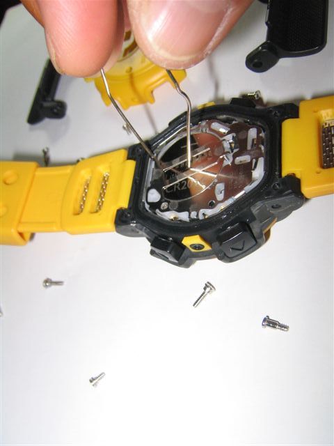 カシオ腕時計 G-SHOCK復活大作戦！電池交換の道具＆コツ篇 G