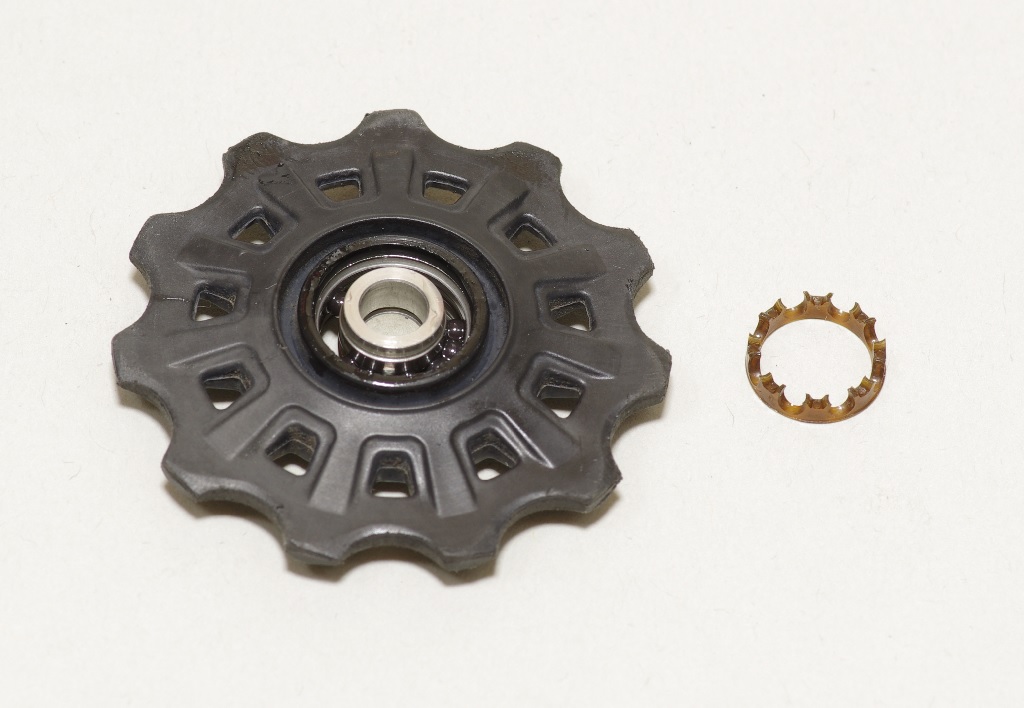 カンパEPS純正プーリー分解：セラミックボールベアリングの正体