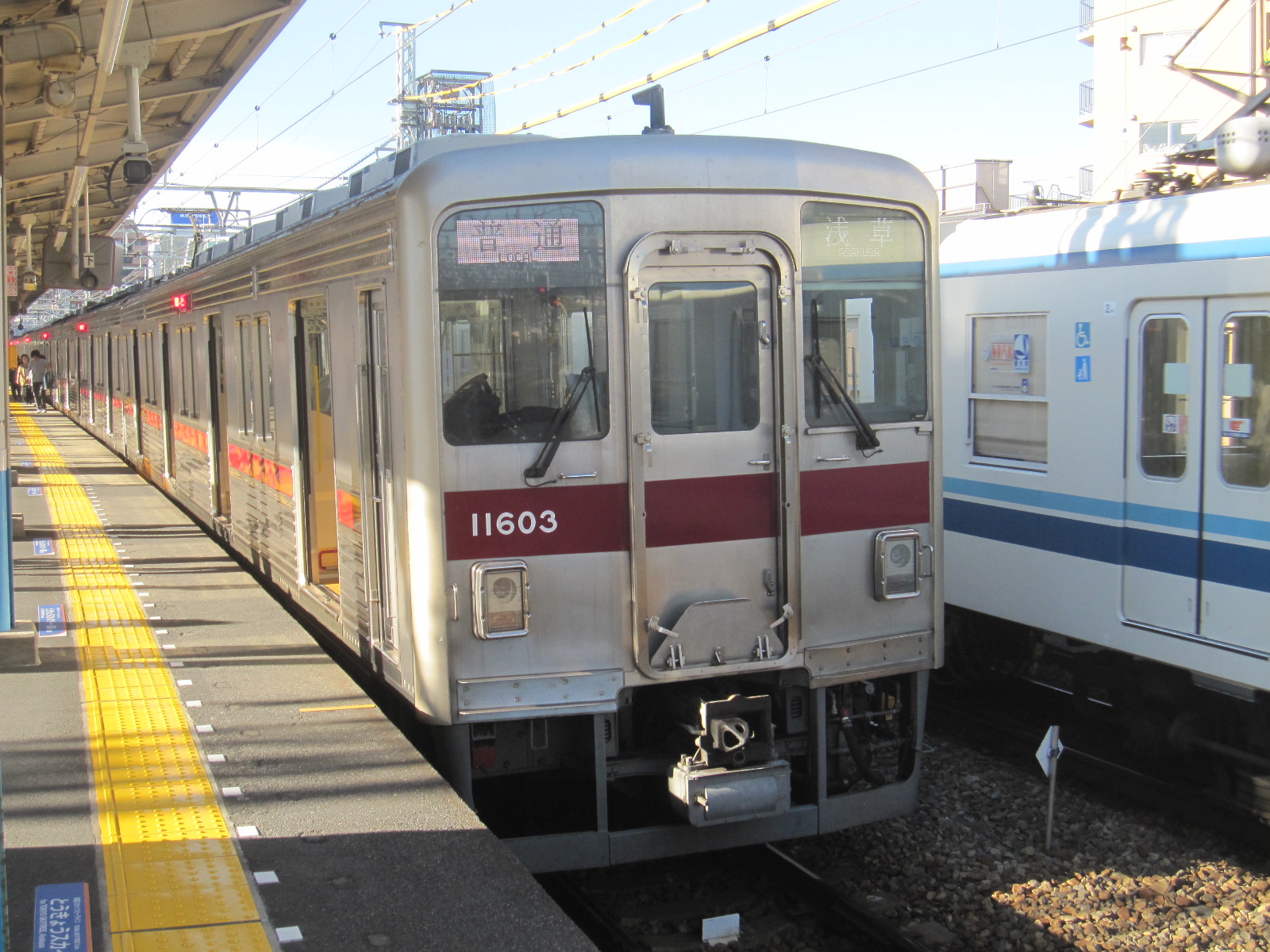 伊勢崎線の東武10000系リニューアル車 | わさびくま日記 - 楽天ブログ