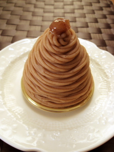 京成立石駅周辺のケーキ屋さん「カンパニュラ」 の「モンブラン」008.jpg