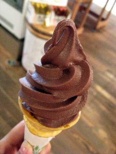 三宅本店 吟醸チョコソフト.jpg