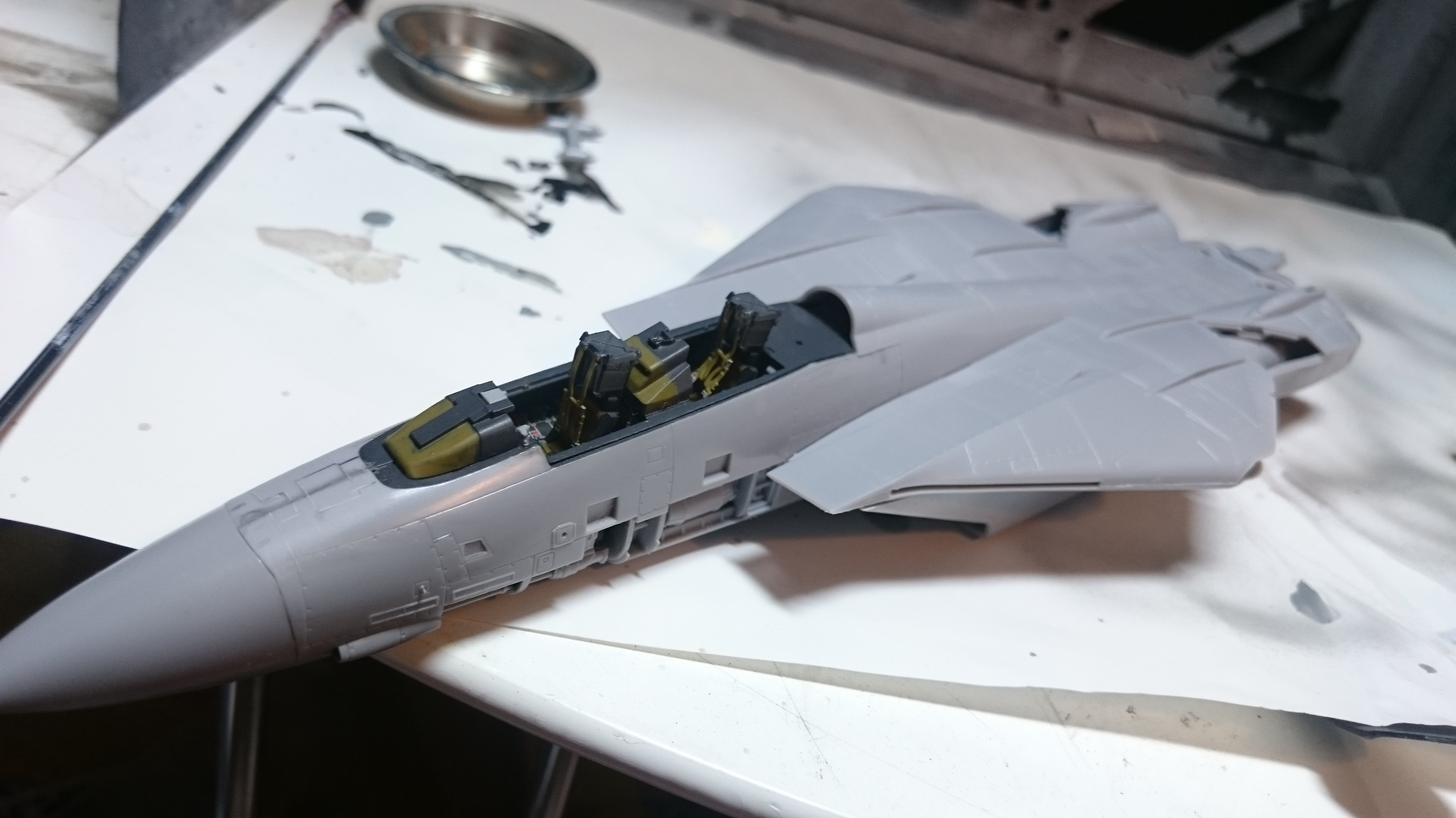 モデグラ付録 1/72 F-14トムキャット（7,8月号分）を組み立て始めまし