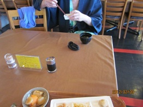 IMG_1665おじさんの朝食.jpg