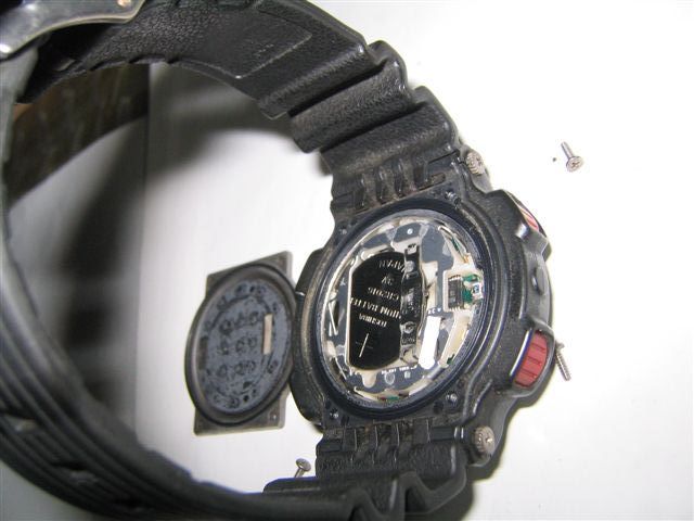 カシオ腕時計 G-SHOCK フィッシャーマン DW-8600電池交換 G-SHOCK復活 