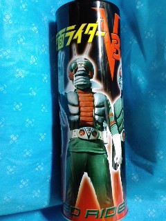 仮面ライダーロング缶.jpg