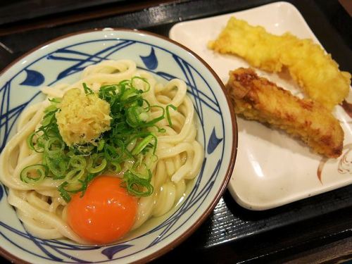 丸亀製麺 新宿３丁目店 で食べた 釜玉うどん 並 など Taketoshiのヨッパー部屋 Enak Saja 楽天ブログ