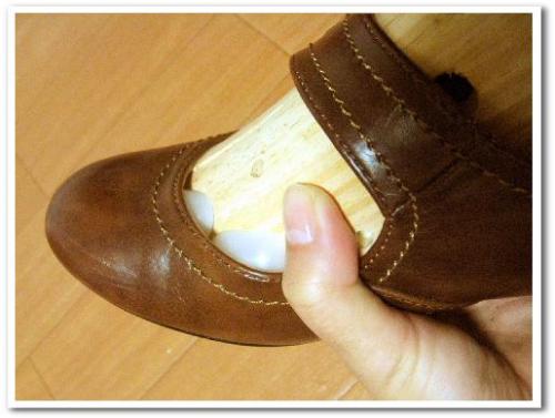 シューズストレッチャー 使い方 効果 口コミ 画像 合わない靴 伸ばす 爪 痛い 修理 008.jpg