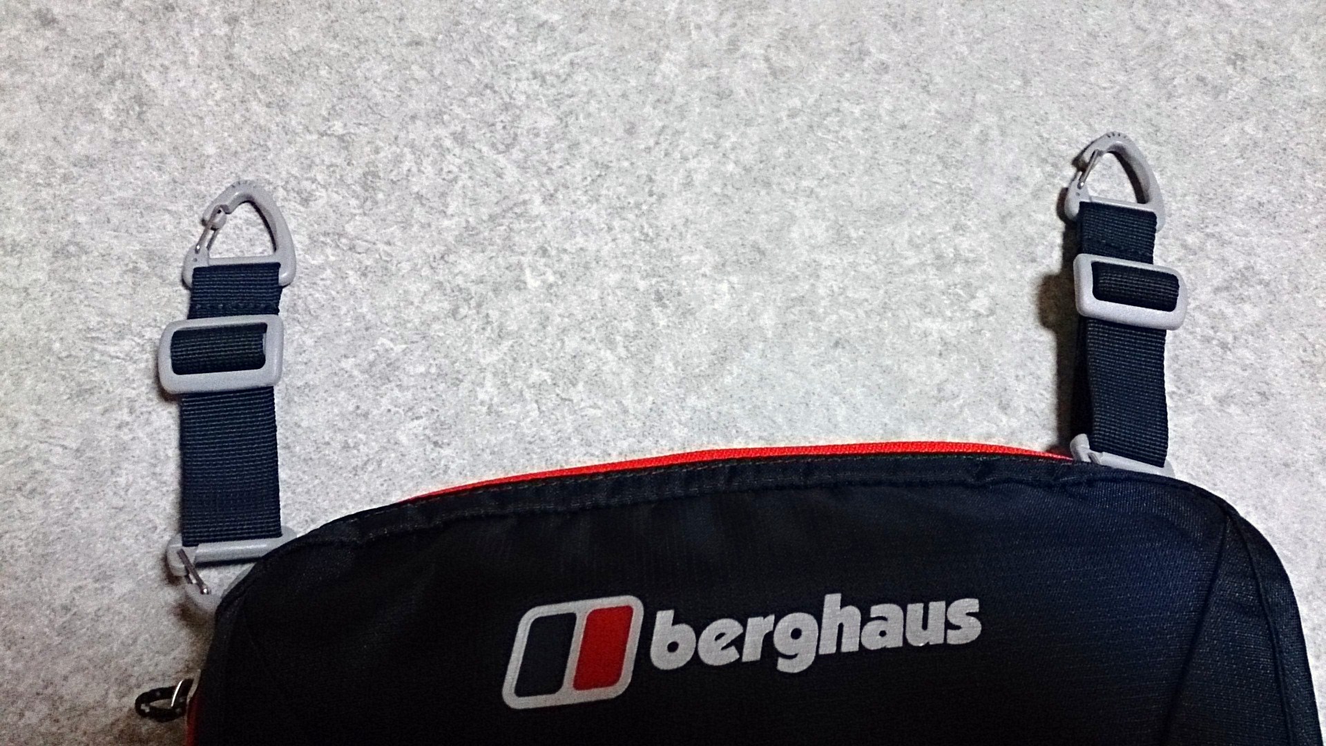 バーグハウス（berghaus） チェストオーガナイザーポケット | クロケン