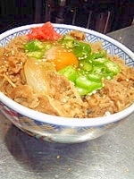 ☆とろ~リオクラ牛丼☆