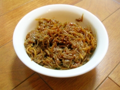 神戸の春の香り イカナゴの釘煮