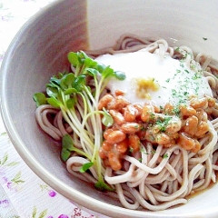 ネバとろ～♪納豆とろろの冷たいお蕎麦