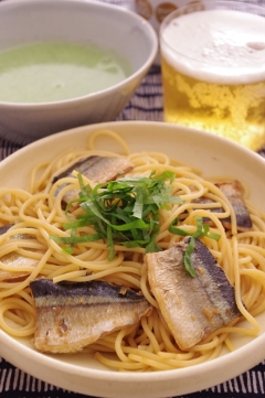 にんにく醤油味♪秋刀魚のパスタ