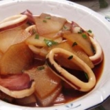 水無しで!大根とイカの煮物