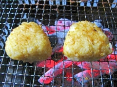 甘味噌タレの焼きおにぎり