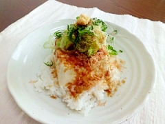 一人ランチに☆さっぱり豆腐丼