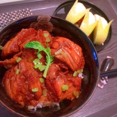 角煮風⁈ぷたぷた車麩と豚の生姜焼き丼