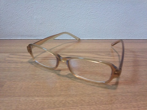 20120808用105円の老眼鏡その2.JPG