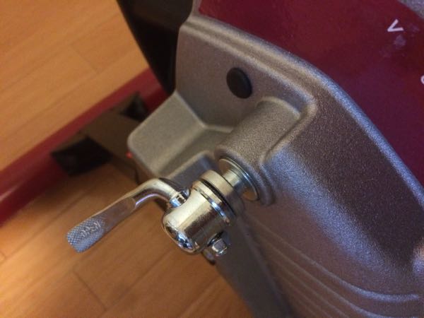 ローラー台導入 [ELITE VOLANO] 〜組立その2〜 | 海の声が聞き