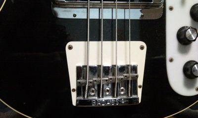 Rickenbacker リッケンバッカー・ベースの話（１） | 服部兼幸の