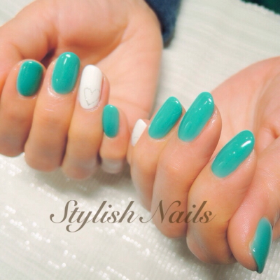 ターコイズブルーとホワイト 爽やかハート Stylish Nails 楽天ブログ