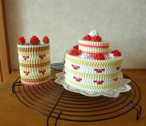 夏休みの自由研究は アイロンビーズの２段ケーキ小物入れ ﾃﾞｼﾀ Tokimeki 生活 ローコストの可愛いおうち 楽天ブログ