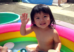 小さい子の水遊び 育てているのは未来です 楽天ブログ