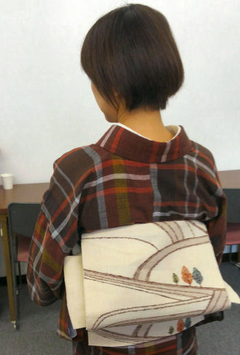 うしろ姿