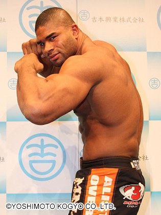 アリスター・オーフレイム livehouse武道缶 楽天ブログ