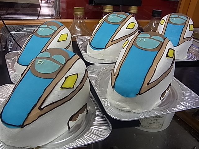 今日の１コマは 流行語大賞 ノミネート で かがやきの ３dケーキを作る パティシエ かわた日記 3d ケーキ職人 バースデーケーキ 誕生日ケーキ キャラクターケーキ