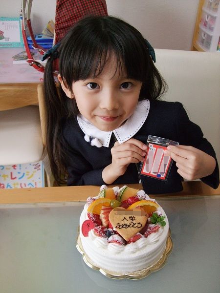 2012年4月11日（水）・・・あーちゃんの入学式☆ “あーちゃん”と“みーちゃん”の健やか成長日記 楽天ブログ