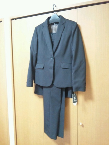 20120911用スーツ.JPG