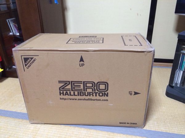 ZERO HALLIBURTON ゼロハリバートン ZRG20-SI 購入しました
