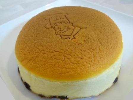 て つ おじさん の チーズ ケーキ ぷるふわチーズケーキが大人気 りくろーおじさんの店