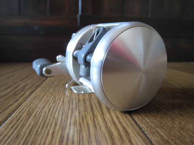 Amazon.com : SHIMANO 20 Calcutta Conquest DC 100HG Right