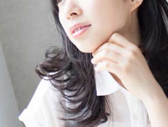 「行ったのね、彼女…。」