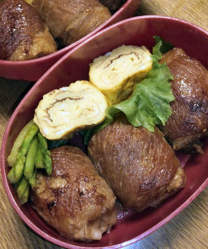 肉巻きオニギリ
