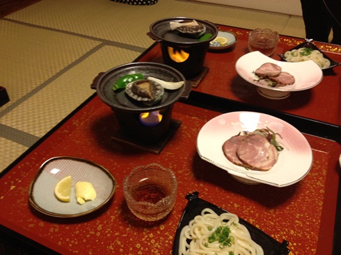 お食事