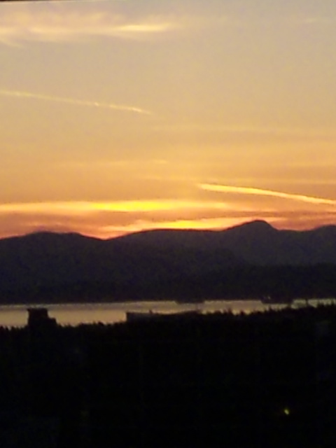 バンクーバーLOOK　OUTからの夕日