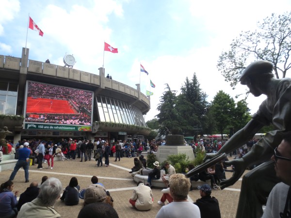 【パリ編】 ローランギャロス Roland Garros テニス全仏オープン 錦織選手とナダル選手の試合の日 ぱるちゃんのブログ 旅人をお